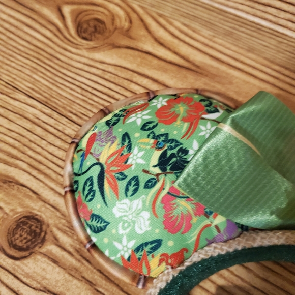Disney Tiki Minnie Ears🏝 - Picture 3 of 3